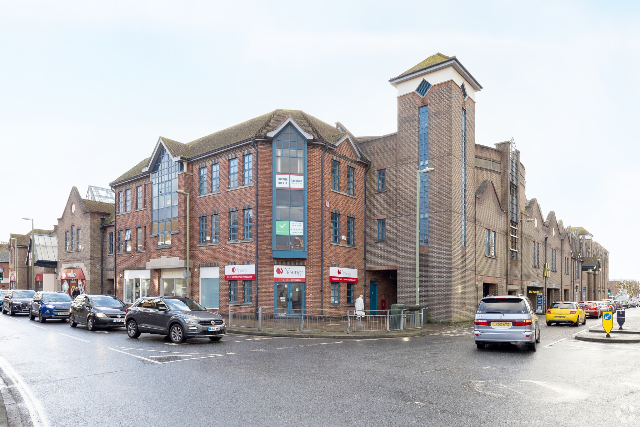 North St, Havant to rent Building Photo- Image 1 of 8
