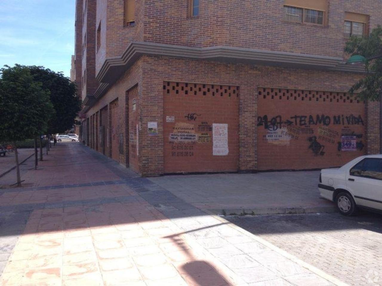 Retail in Coslada, Madrid to rent Interior Photo- Image 1 of 2