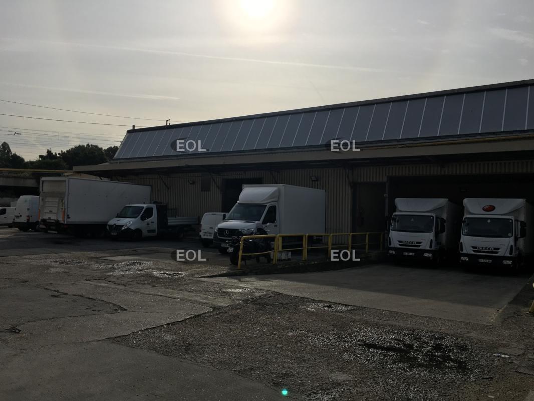 Industrial in Saint-Denis to rent Building Photo- Image 1 of 7