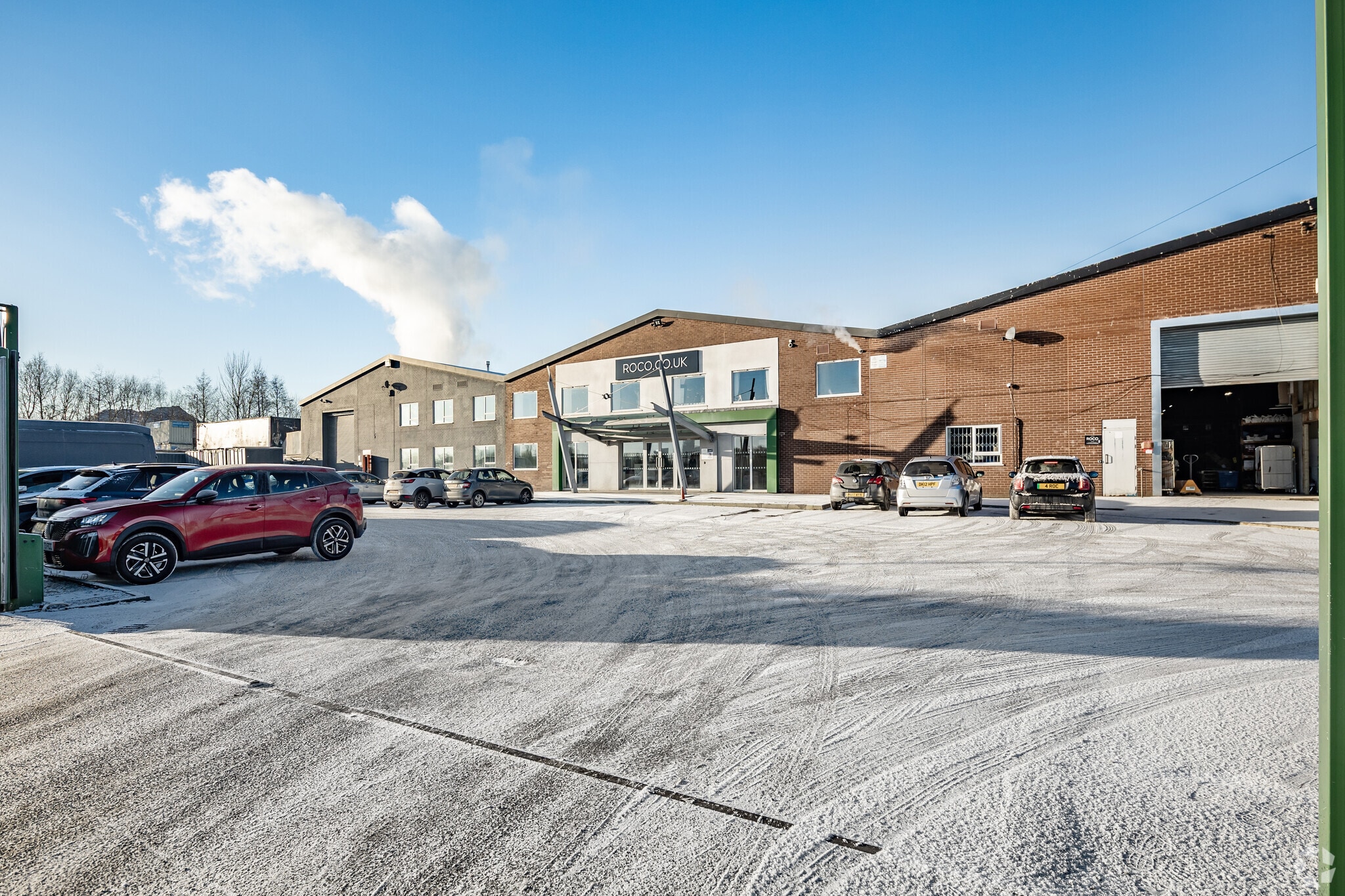 Astor Rd, Salford to rent Primary Photo- Image 1 of 4