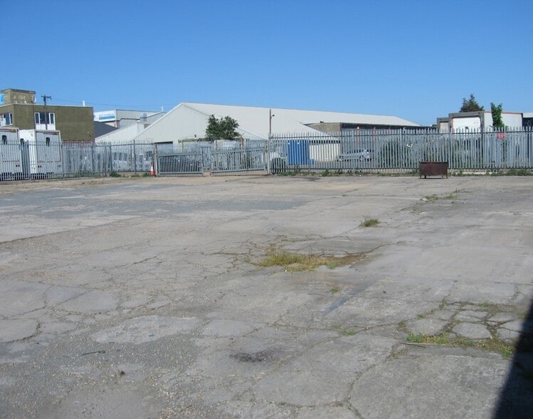 801A London Rd, Grays for sale - Building Photo - Image 3 of 3