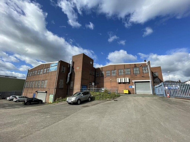 410-430 King St, Stoke On Trent to rent - Building Photo - Image 3 of 17