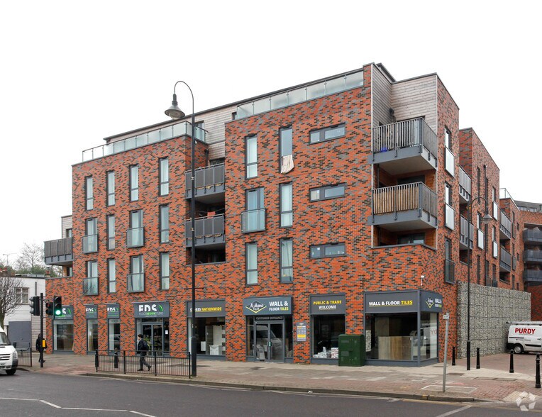 Crayford Rd, Crayford, DA1 4ER Crayford Town Hall Phase 1 UK