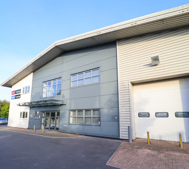 Yeoford Way, Exeter for sale - Building Photo - Image 3 of 11