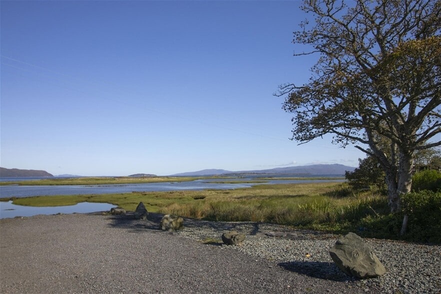 Otter Lodge Bed and Breakfast, Broadford for sale - Building Photo - Image 3 of 22