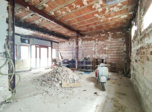 Retail in Guadalajara, Guadalajara to rent Interior Photo- Image 1 of 6