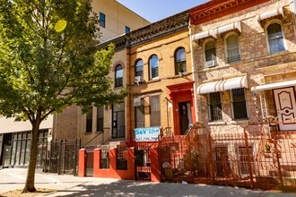 689 Prospect Ave, Bronx, NY for sale Primary Photo- Image 1 of 1