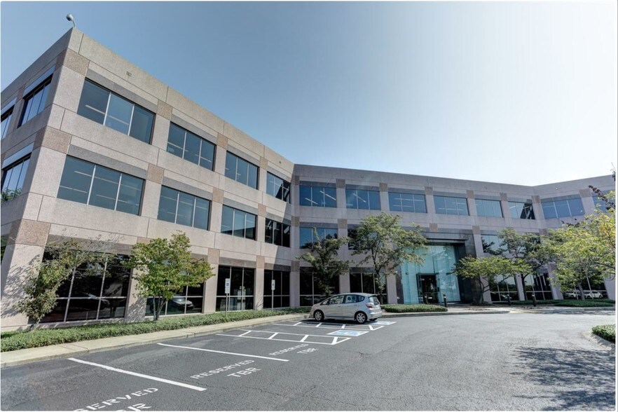 1 Bridgestone Park, Nashville, TN for sale - Building Photo - Image 1 of 1