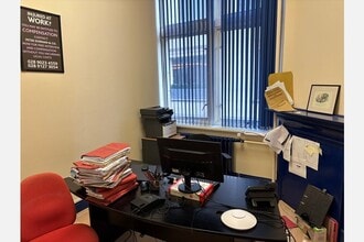 72 High St, Belfast to rent Interior Photo- Image 2 of 4