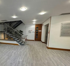 Catteshall Ln, Godalming to rent Interior Photo- Image 1 of 3