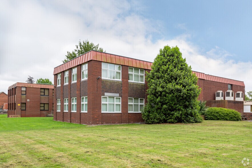 Willow-House Wetmore Rd, Burton On Trent for sale - Building Photo - Image 1 of 3
