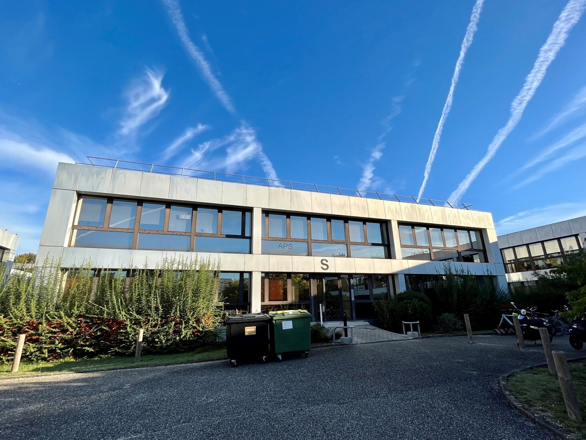 29 Rue Robert Caumont, Bordeaux to rent Building Photo- Image 1 of 8