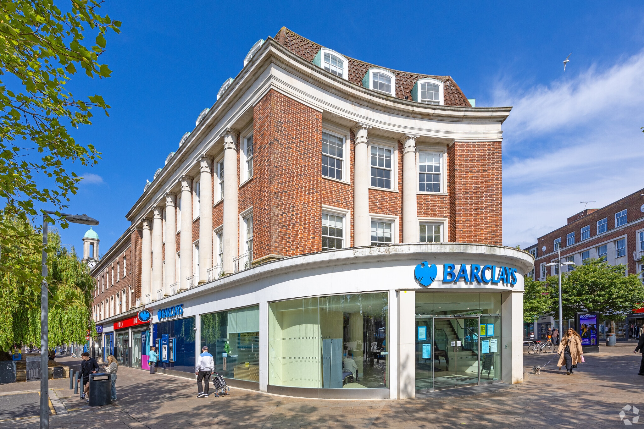 18 Paragon St, Hull to rent Primary Photo- Image 1 of 4