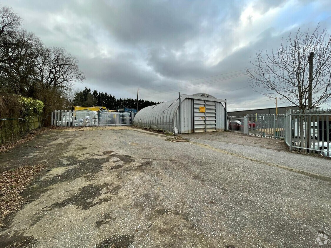 Ditchling Cmn, Hassocks for sale Primary Photo- Image 1 of 1