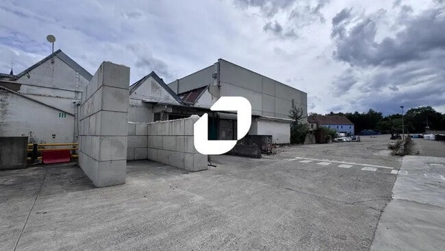 Location Entrepôt 1 507 m² à 5 569 m²