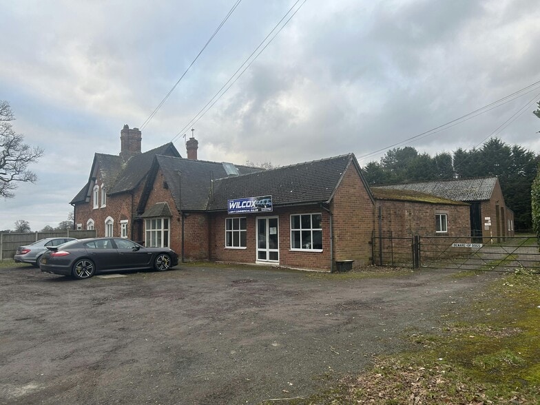 30-34 Radmoor Cottages, Market Drayton for sale - Building Photo - Image 2 of 6