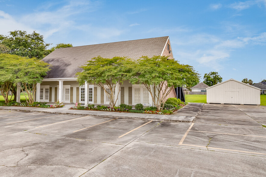 135 N Domingue Ave, Lafayette, LA for sale - Primary Photo - Image 1 of 1