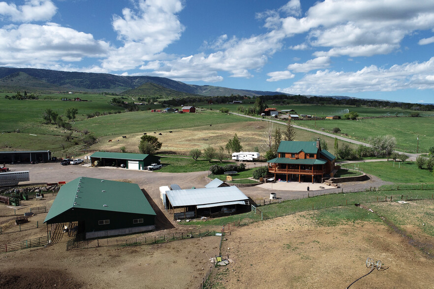 13612 59 Rd, Collbran, CO for sale - Primary Photo - Image 1 of 1