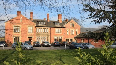 1 Selby Rd, Leeds to rent Building Photo- Image 2 of 16