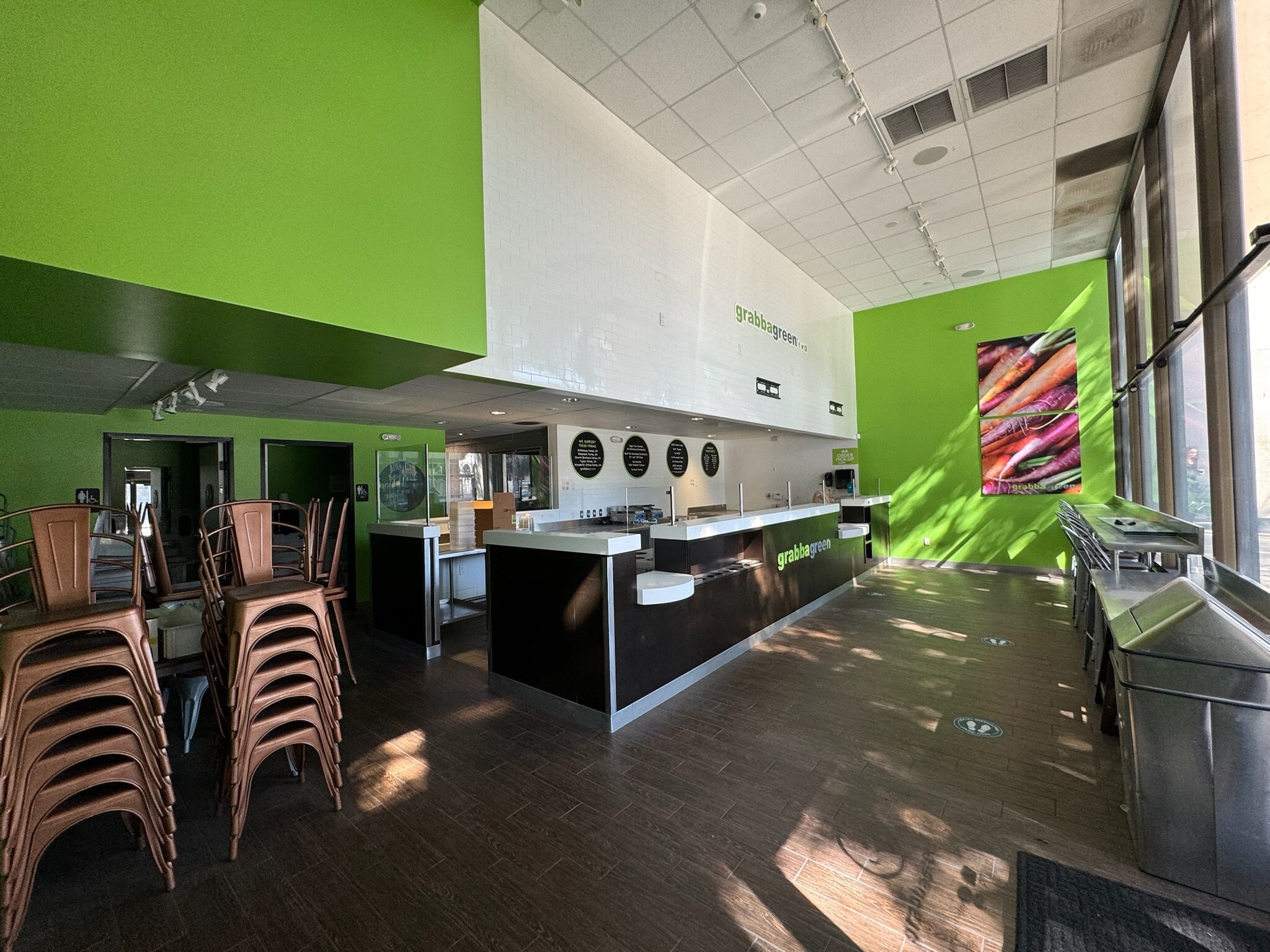 1055 2nd Ave, San Diego, CA to rent Interior Photo- Image 1 of 3