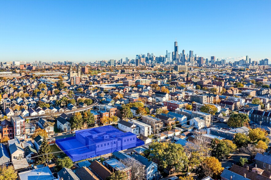 1727 W 21st St, Chicago, IL for rent - Building Photo - Image 1 of 43