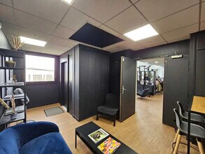 Office in Boulogne-Billancourt to rent Interior Photo- Image 1 of 25