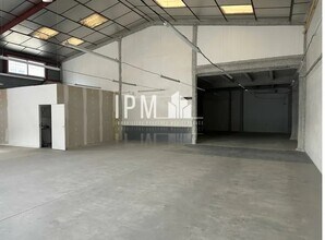 Industrial in Aubagne to rent Interior Photo- Image 1 of 3