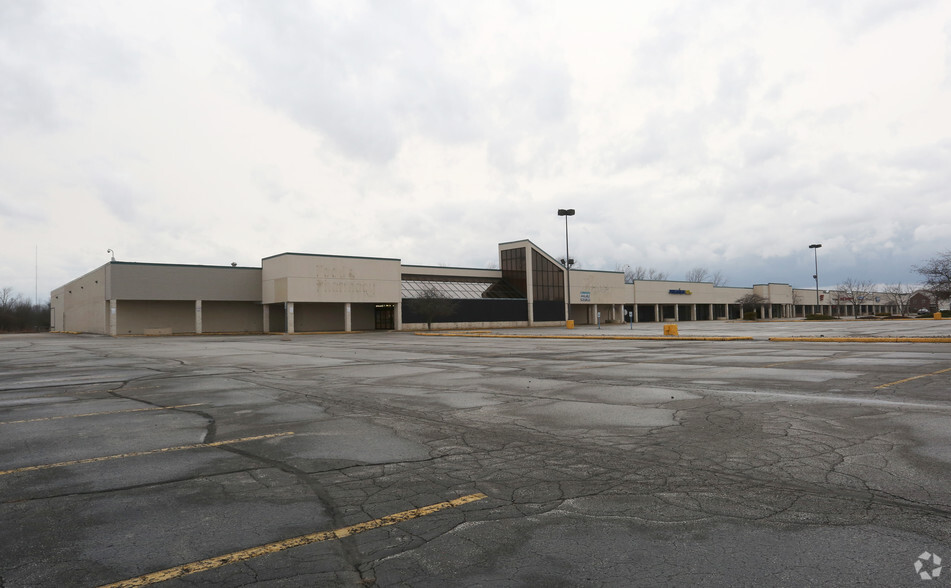 3764-3860 Dixie Hwy, Saginaw, MI for sale - Primary Photo - Image 1 of 1