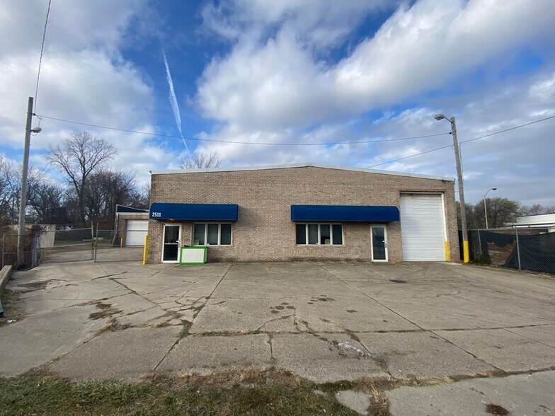 2511 S Main St, South Bend, IN for sale - Building Photo - Image 2 of 2