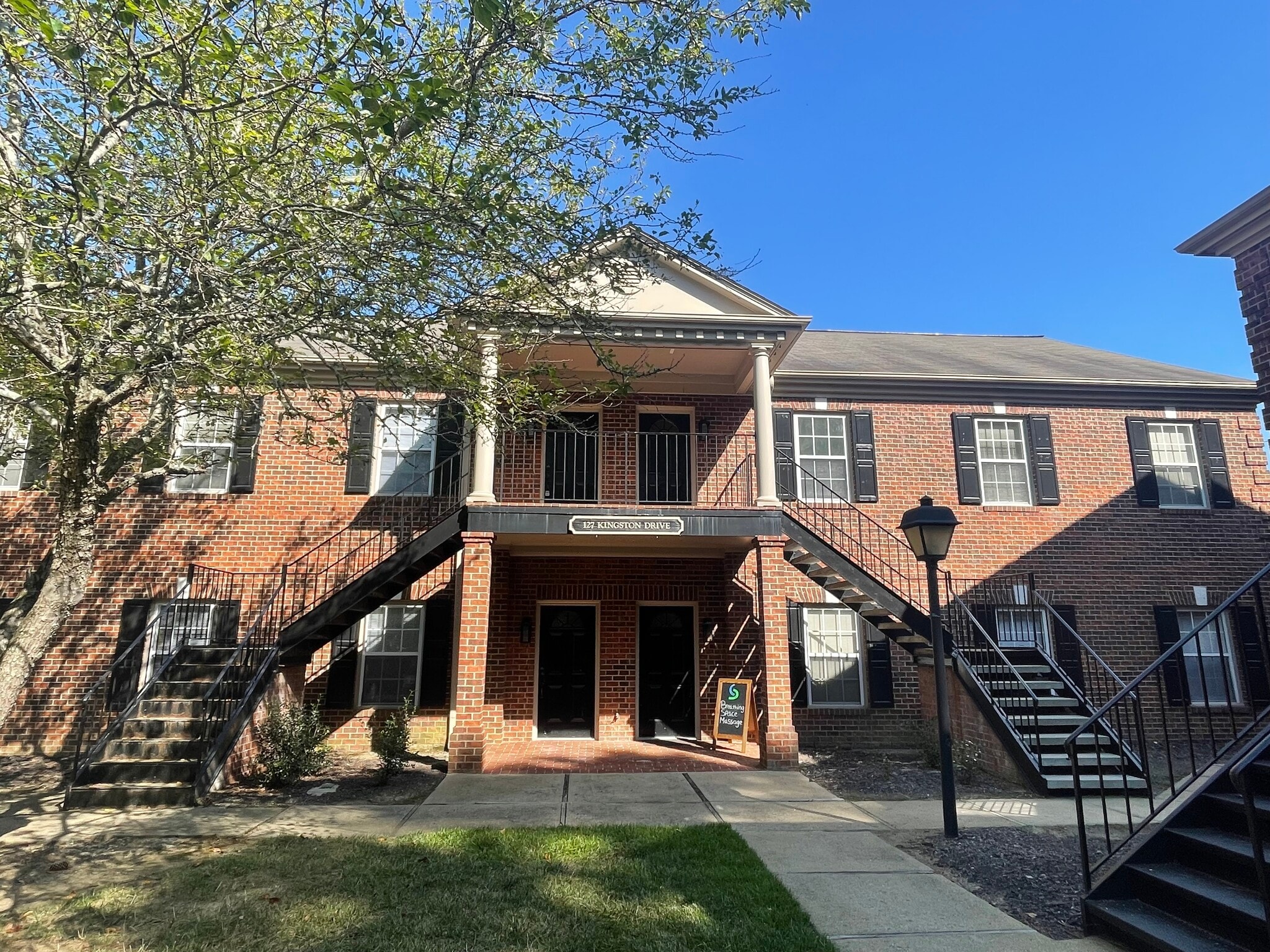 127 Kingston Dr, Chapel Hill, NC to rent Building Photo- Image 1 of 13