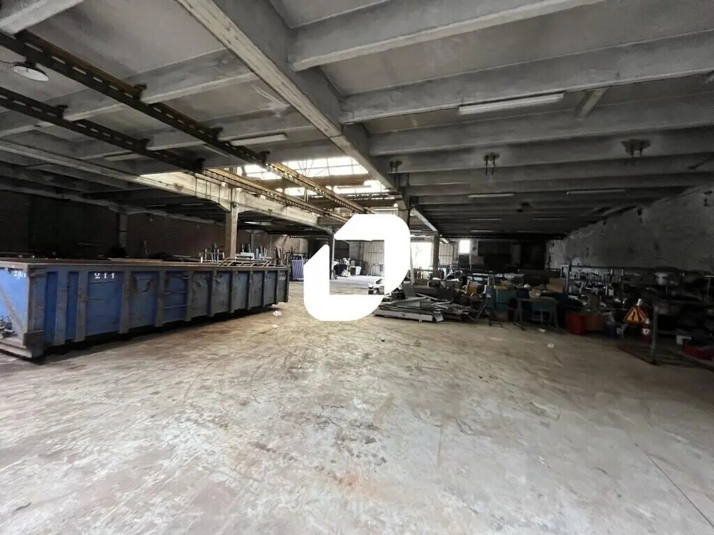 Location Local d'activités 1 100 m² - Photo 1