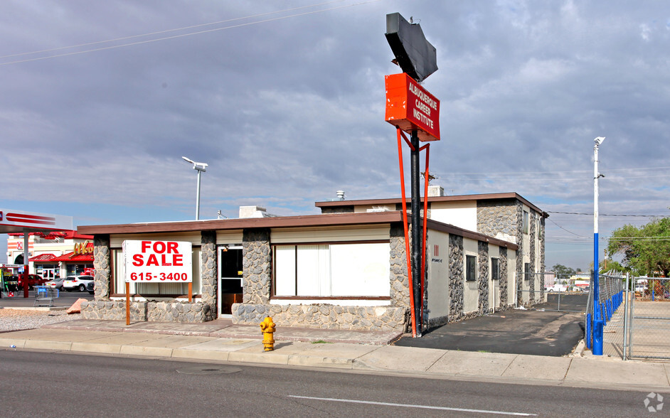 111 Wyoming Blvd NE, Albuquerque, NM for sale - Primary Photo - Image 1 of 5