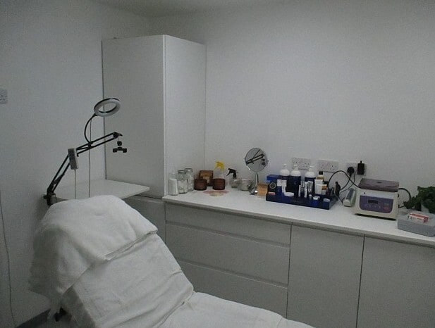 2-4 Victor Ter, Bradford to rent Interior Photo- Image 1 of 3