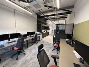 Rhymney River Bridge Rd, Cardiff to rent Interior Photo- Image 1 of 5