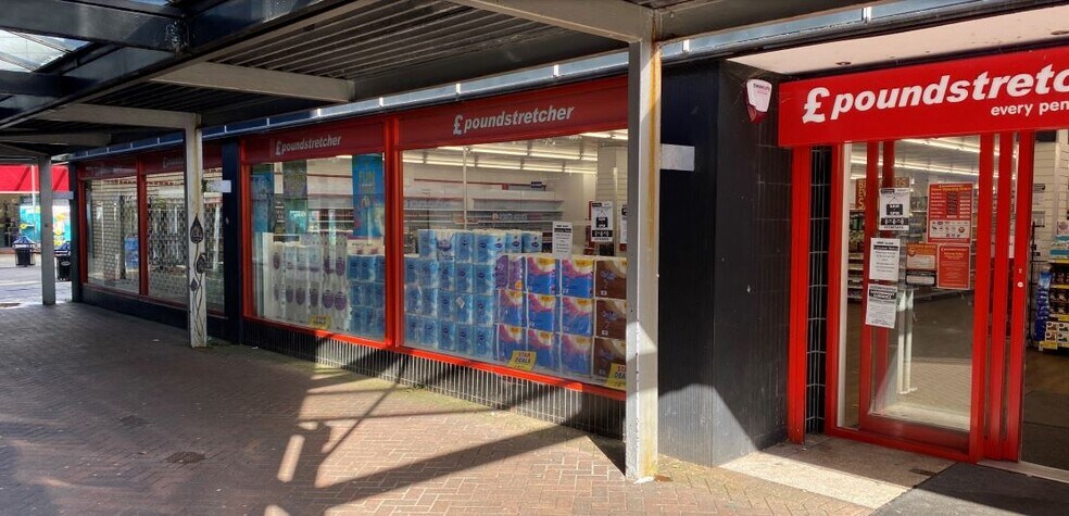 27-39 Queensway, Milton Keynes for sale - Building Photo - Image 1 of 1