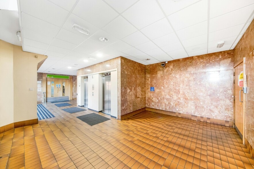99-101 Dalrymple St, Greenock to rent - Building Photo - Image 3 of 19