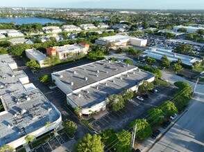 11921-12041 SW 144th St, Miami, FL to rent Building Photo- Image 2 of 3