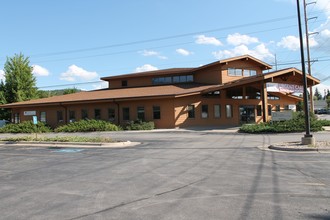 890 Lazelle St, Sturgis, SD for sale Primary Photo- Image 1 of 1