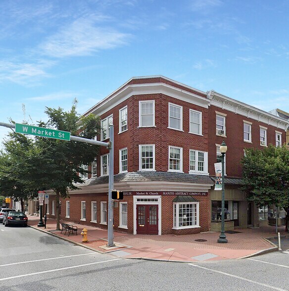 100 W Market St, West Chester 19382 UK