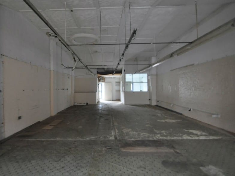 7 Bassett St, Leicester to rent - Interior Photo - Image 2 of 5