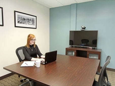 3523 45th Ave S, Fargo, ND to rent - Interior Photo - Image 2 of 3