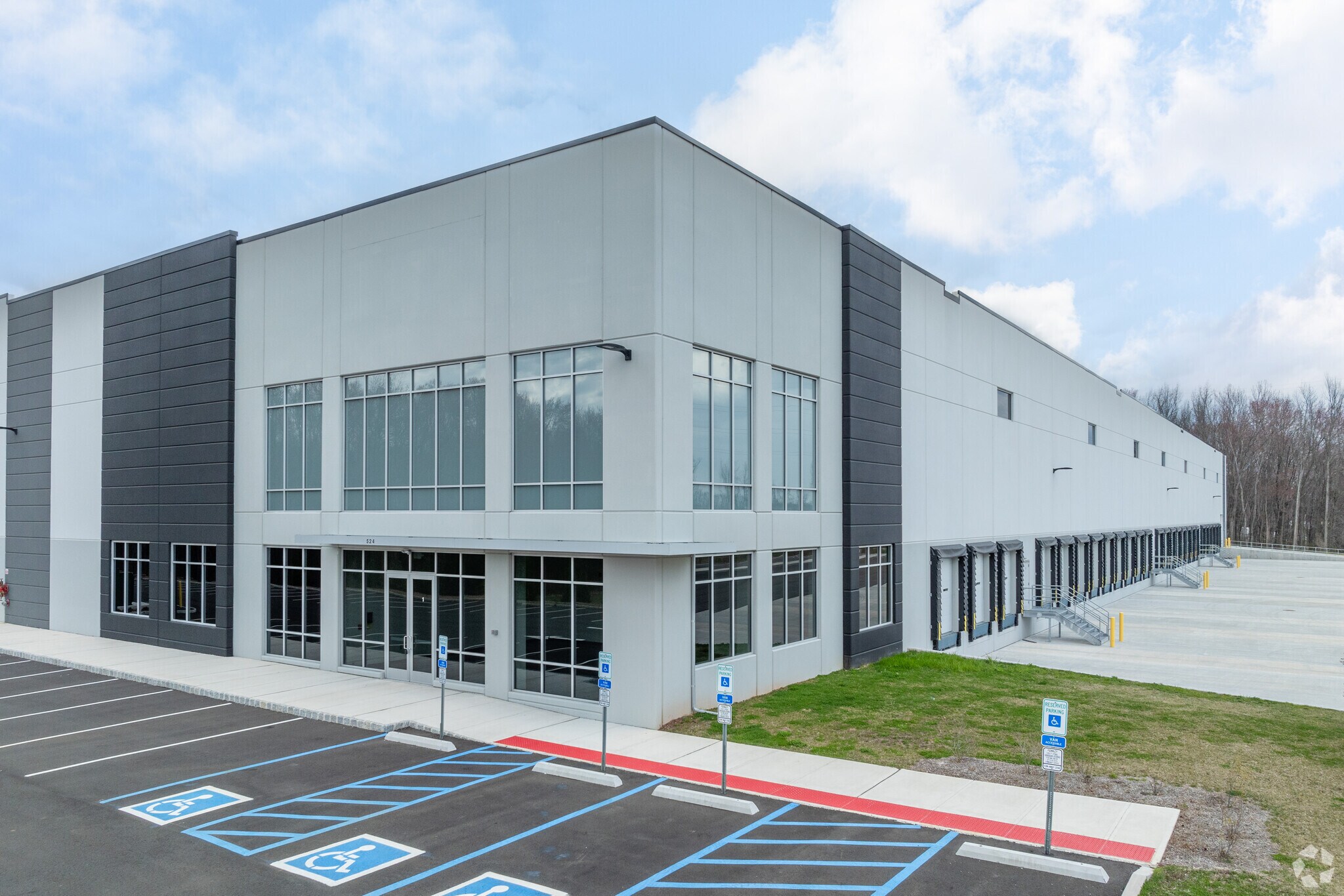 524 Route 130, Hamilton, NJ to rent Building Photo- Image 1 of 6