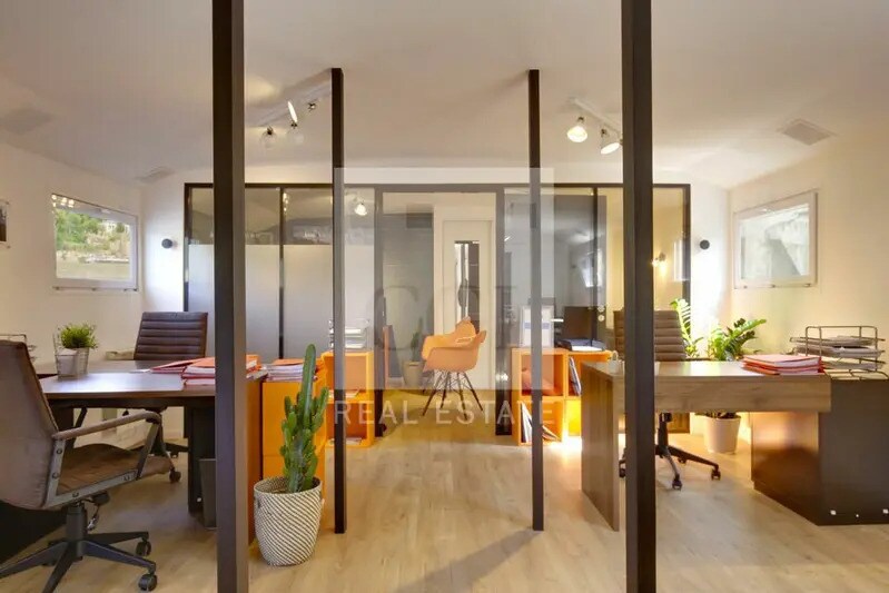 Office in Lyon for sale - Interior Photo - Image 3 of 8