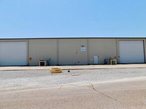 3401 Highway 20, Decatur, AL for rent Building Photo- Image 1 of 2