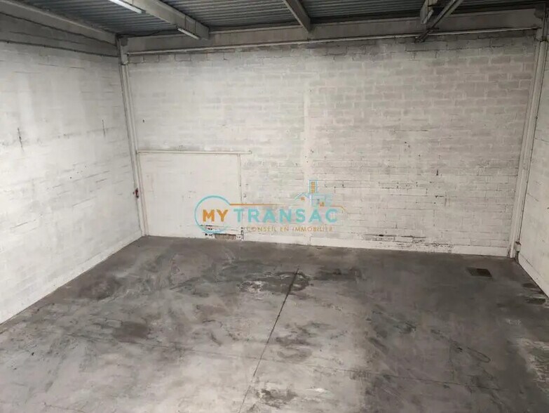 Industrial in Valenton to rent - Interior Photo - Image 1 of 9