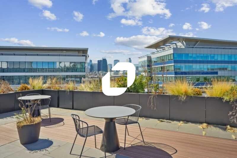 Office in Colombes for sale Building Photo- Image 1 of 15