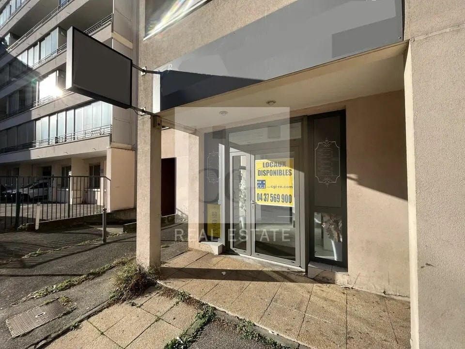 Vente Commerce 61 m² - Photo 1
