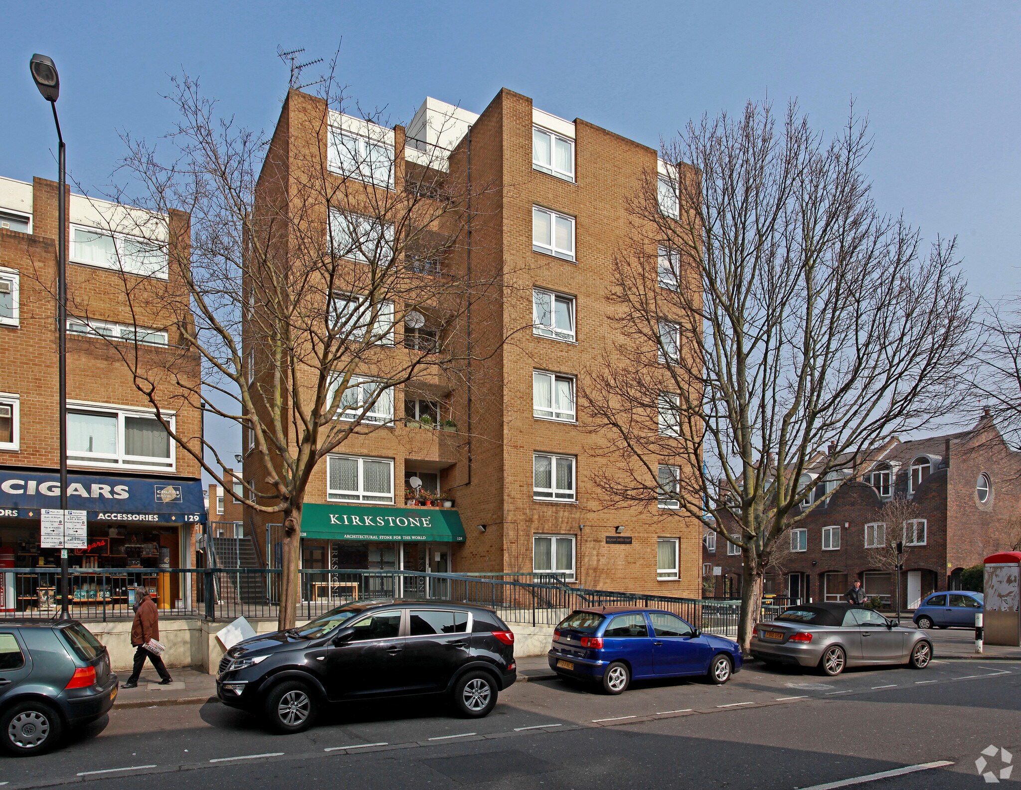 127-128 Walham Green Ct, London for sale Primary Photo- Image 1 of 1