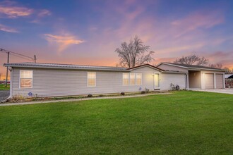 12164 Broad St SW, Pataskala, OH for sale Primary Photo- Image 1 of 16