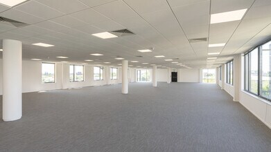 Bessemer Rd, Welwyn Garden City to rent Interior Photo- Image 2 of 5